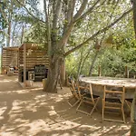 Turisme Rural Mas Ametller - Casa Gran 8 Persones * Fontclara