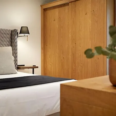 Turisme Rural Mas Ametller - Casa Gran 8 Persones *