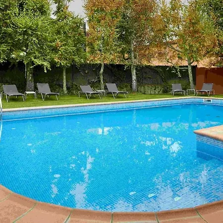 Turisme Rural Mas Ametller - Casa Gran 8 Persones * Fontclara